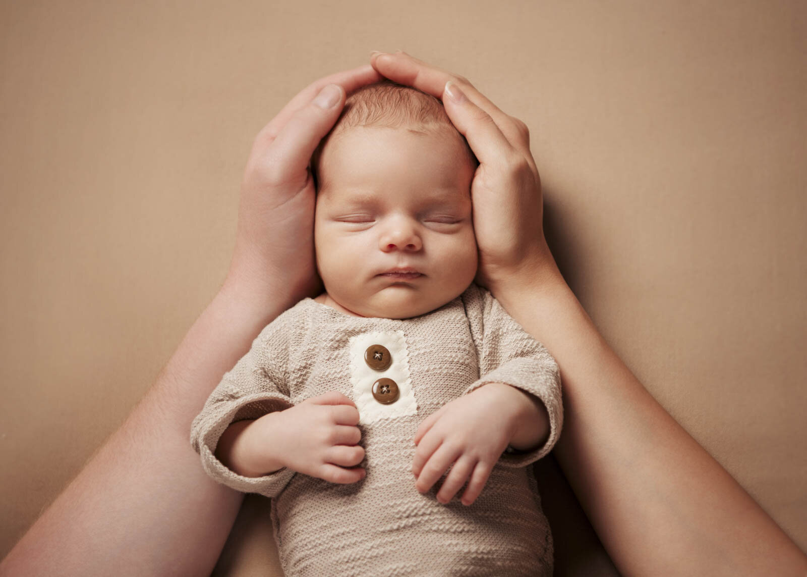 Baby Neugeborenen Fotostudio Fotograf Marburg Lauritis